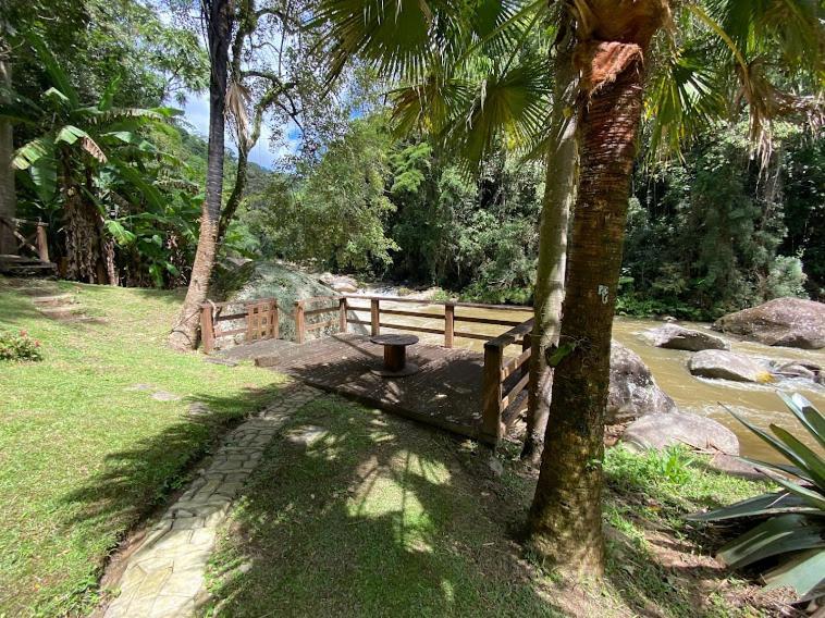 Lumiar Chale Colonial Lareira Deck Para Beira Rio Particular E Reservado Area De Lazer Pertinho Centro Do Bairro Kültér fotó